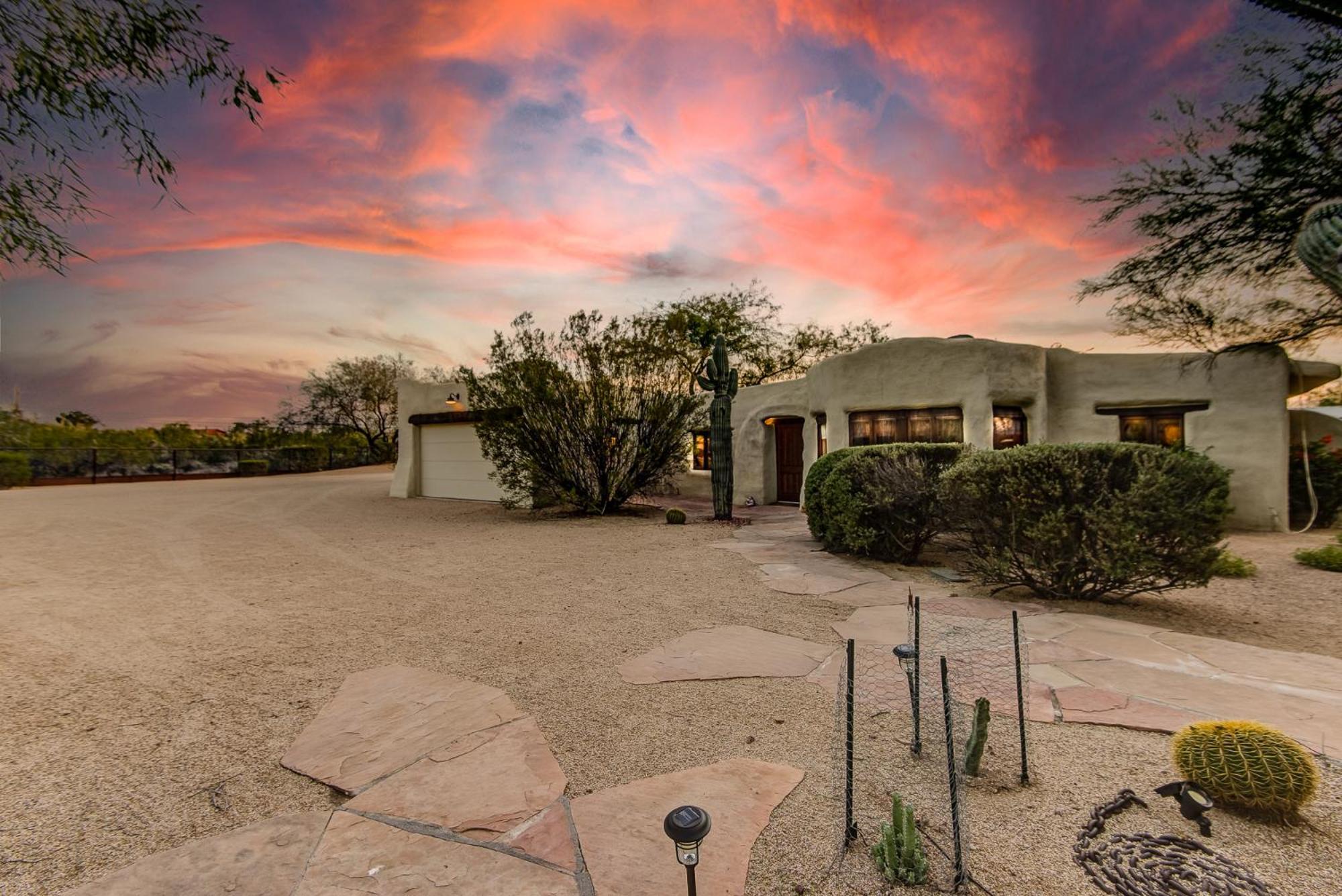 Enjoy Sunsets In Sonoran Desert, Hot Tub & Casita At Cave Creek Santa Fe Ranch! Villa Exterior photo