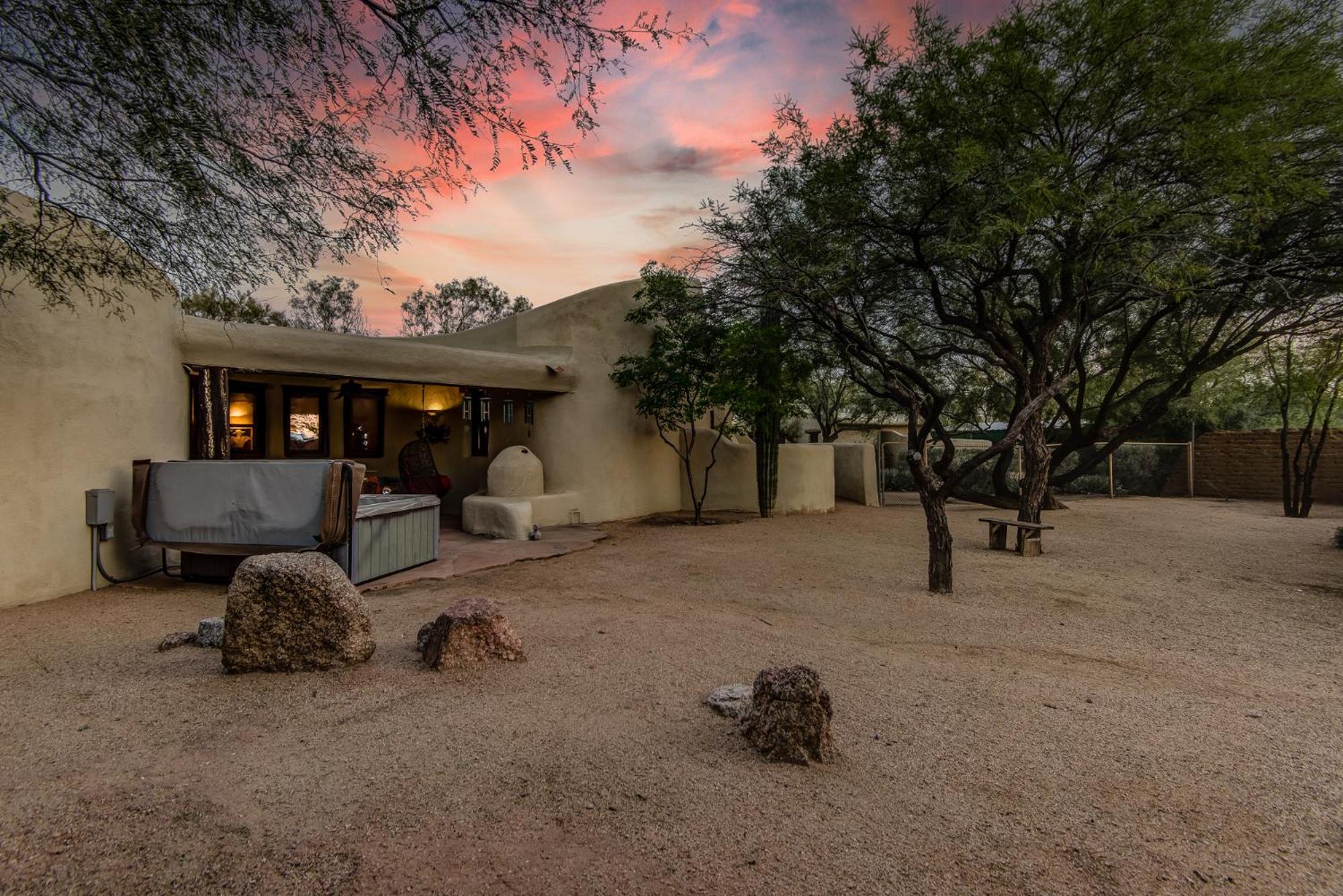 Enjoy Sunsets In Sonoran Desert, Hot Tub & Casita At Cave Creek Santa Fe Ranch! Villa Exterior photo