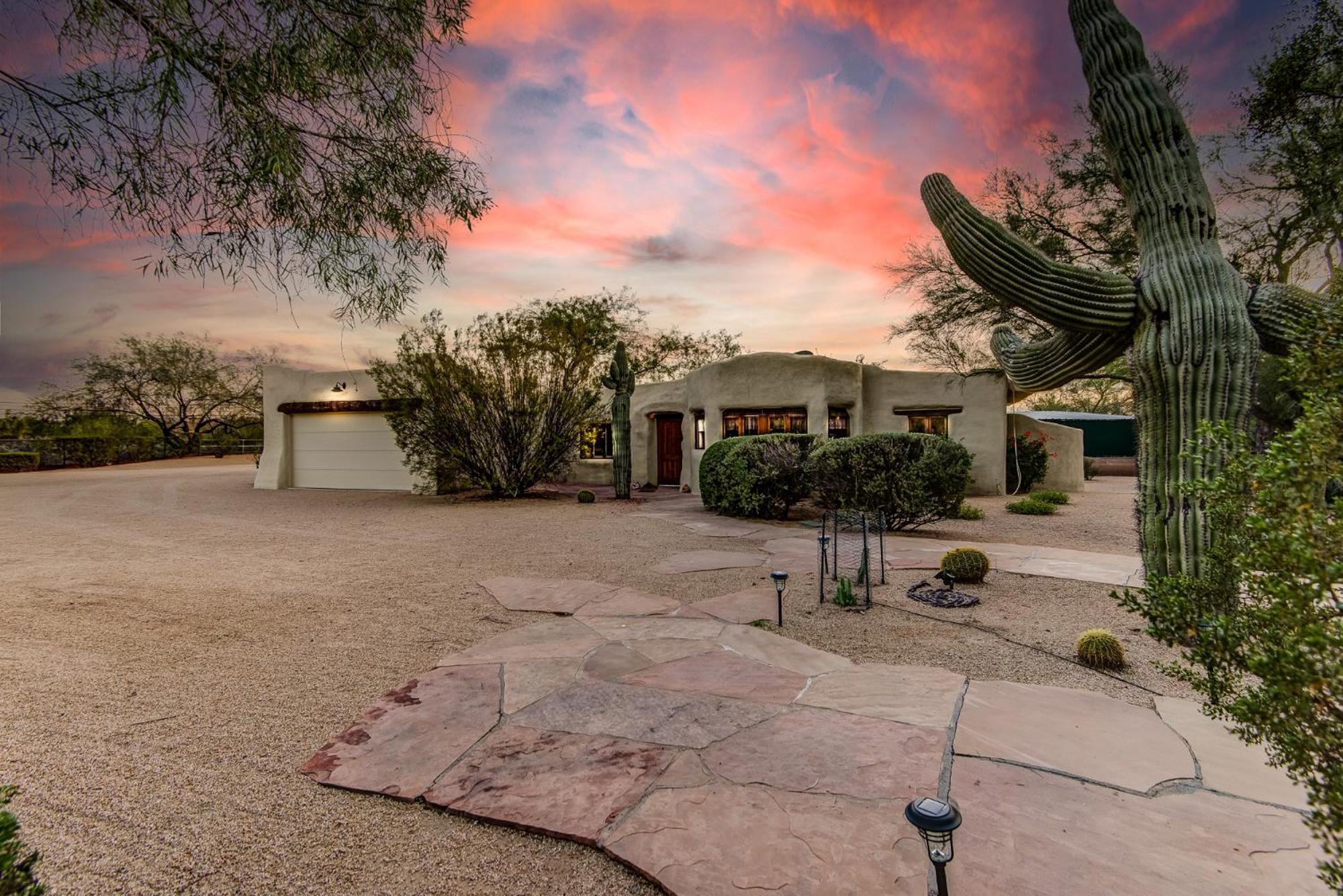 Enjoy Sunsets In Sonoran Desert, Hot Tub & Casita At Cave Creek Santa Fe Ranch! Villa Exterior photo